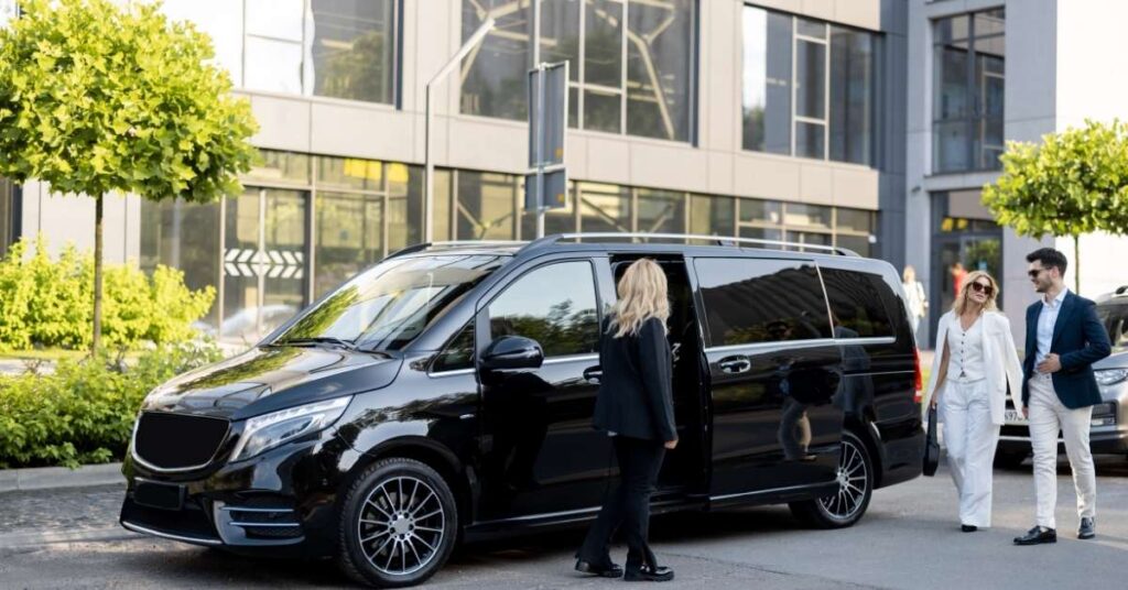 Corporate Car Rental Rates With Driver in Lahore
