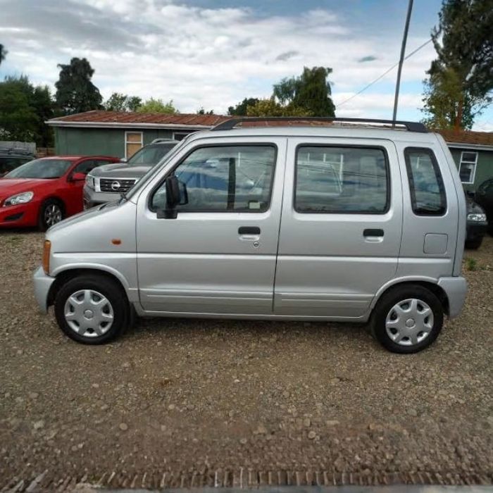 Rent Suzuki Wagon R in Lahore (1)
